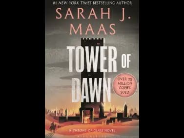 Tower of Dawn : The Throne of Glass by Sarah J. Maas