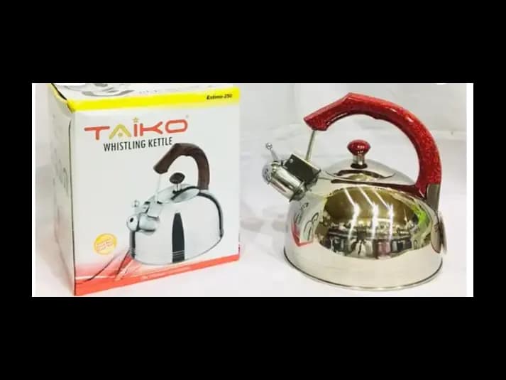 Whistling Kettle Designed Handle 2.5 Liters (3)