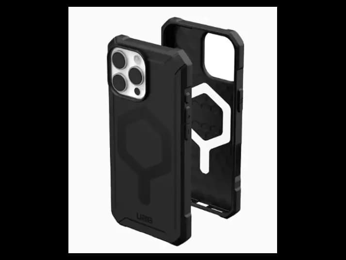 UAG Essential Armor with MagSafe