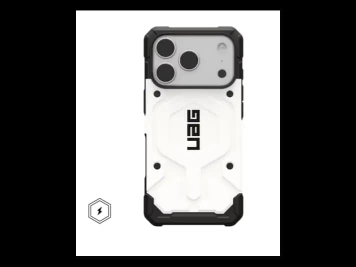 UAG Pathfinder Clear 17 Pro Max Case – Transparent Rugged Protection & MagSafe Compatibility (3)