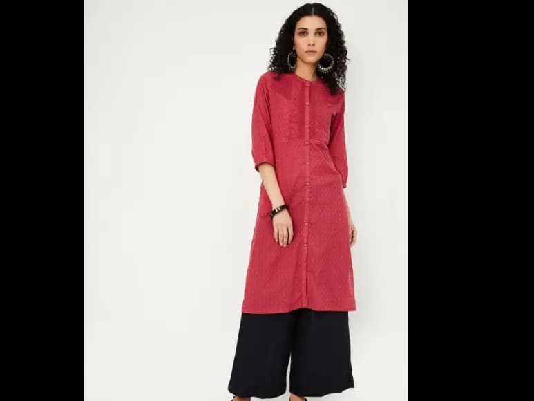 Women Keyhole Neck Flared Sleeves Kurta (4)