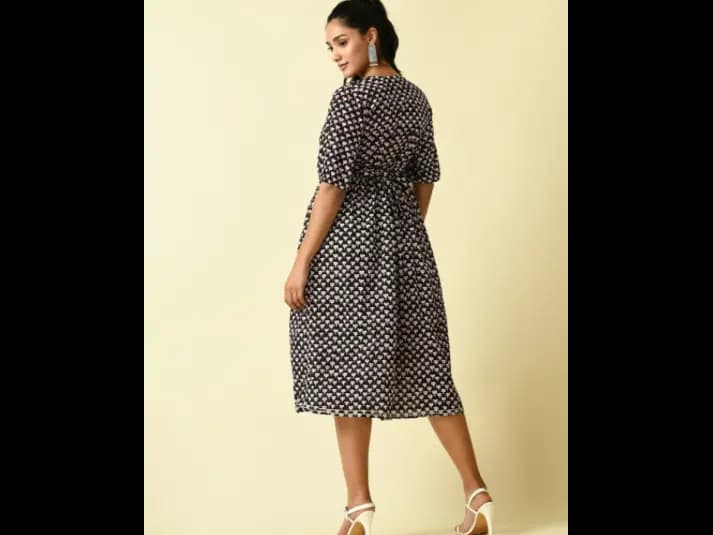 Plus Size Sheath Midi Dress (4)