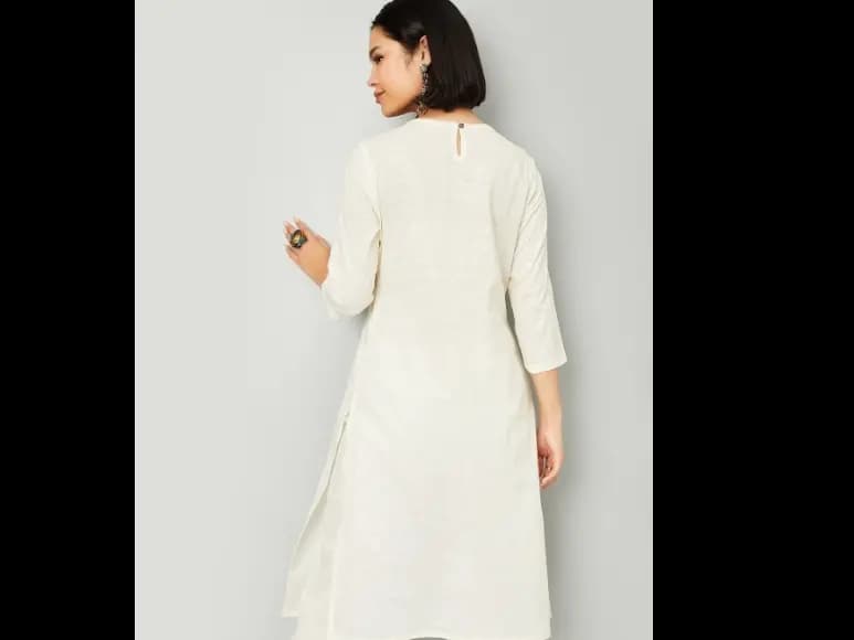Floral Embroidered Sequinned A-Line Pure Cotton Kurta (4)