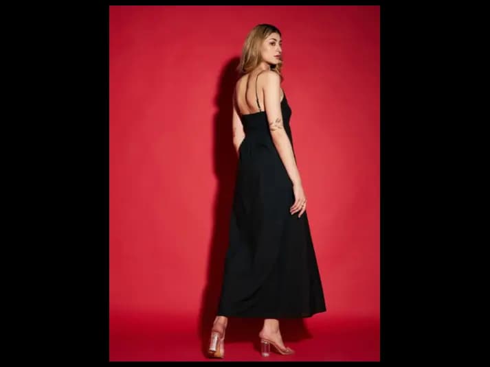 Black Shoulder Straps Schiffli Pure Cotton A-Line Dress (4)