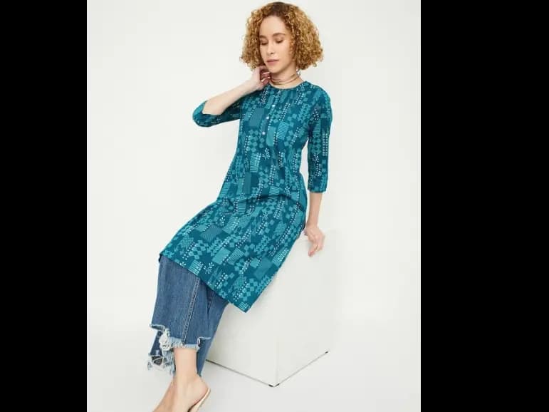 Round Neck Printed Three Quarter Sleeves Cotton Straight Kurta (4)