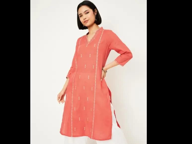 Geometric Embroidered V-Neck Straight Kurta (4)
