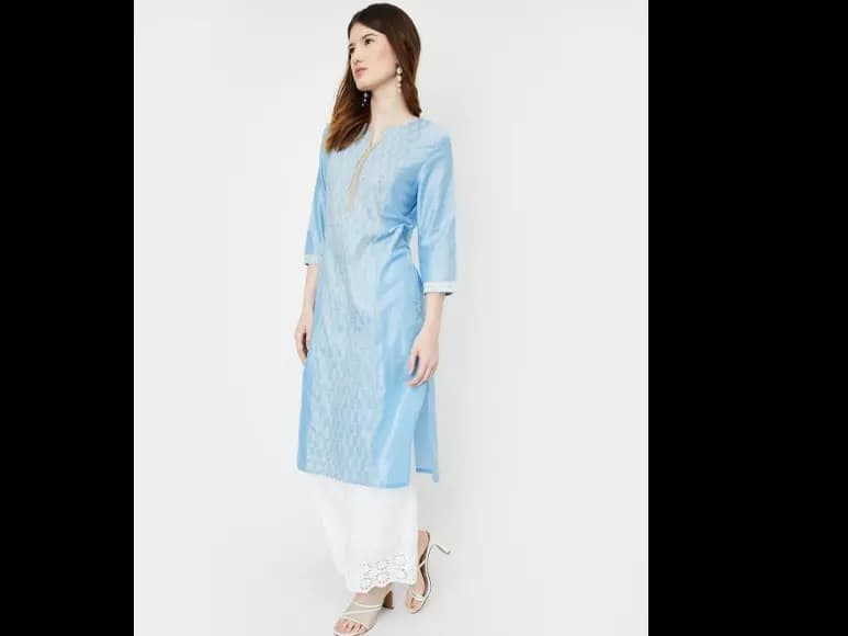Ethnic Motifs Sequinned Embroidered Notch-Neck Straight Kurta