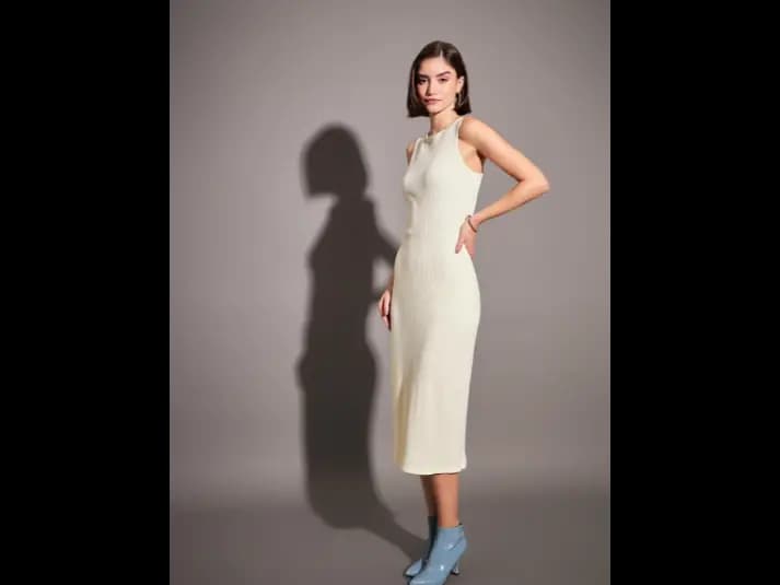 Sleeveless Ribbed Bodycon Midi Dress (2)