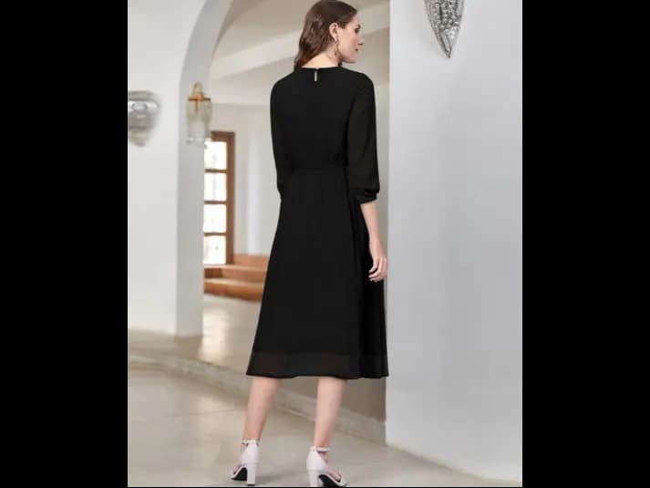 Fit & Flare Dress with Puffed Sleeves (3)