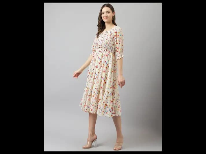 Polka-Dot Tiered Dress (2)