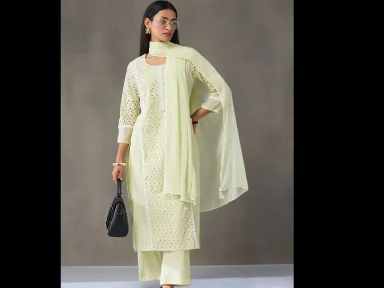 Ethnic Motifs Embroidered Regular Chikankari Pure Cotton Kurta Set (3)