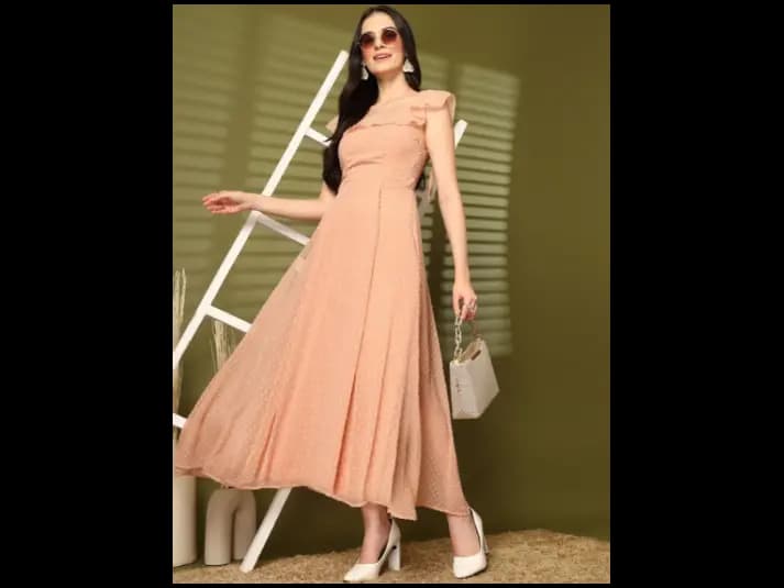 Georgette Round Neck Flutter Sleeves Fit & Flare Maxi Dress (2)