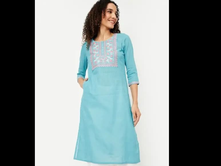 Floral Yoke Design Thread Work Cotton Straight Kurta (3)