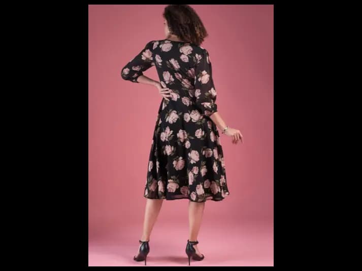 Floral Printed A-line Midi Dress (4)