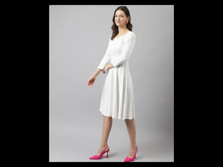 Fit & Flare Dress with Puff Sleeves (3)