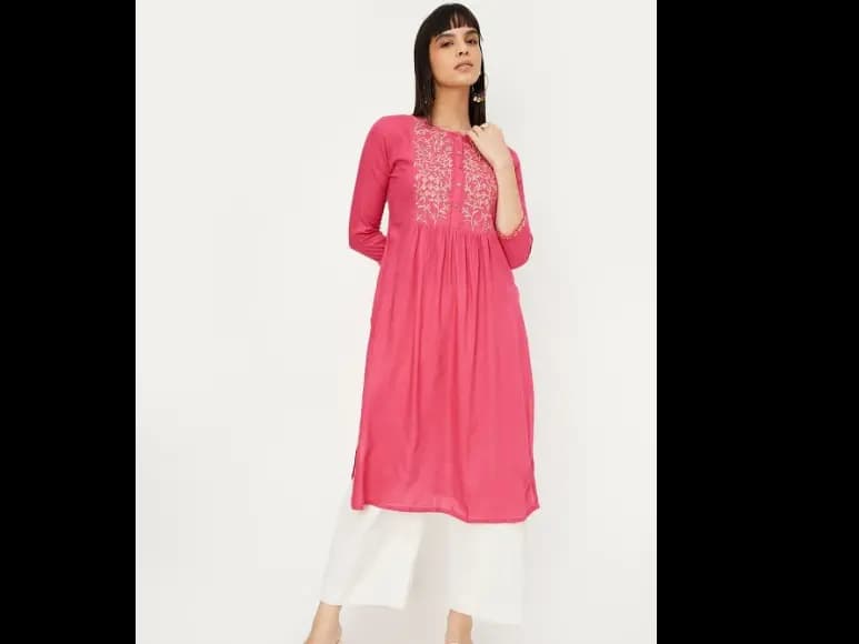 Ethnic Motifs Yoke Design Thread Work Pleated A-Line Kurta (2)