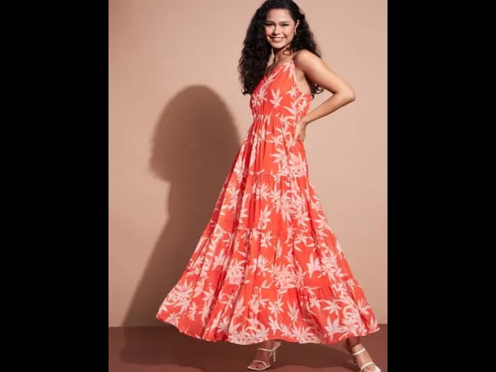 Floral Printed Halter Neck Tiered Georgette Maxi Fit & Flare Dress (2)