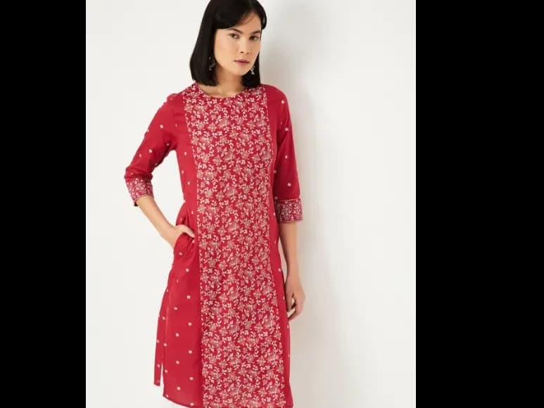 Floral Printed Round Neck Cotton Straight Kurta