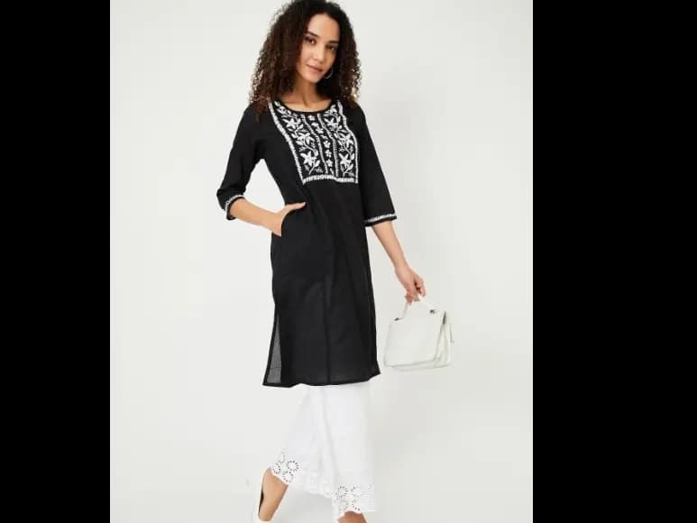 Floral Embroided Round Neck Straight Kurta (4)