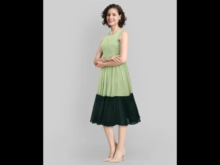Women Colourblock Tiered Dress (4)