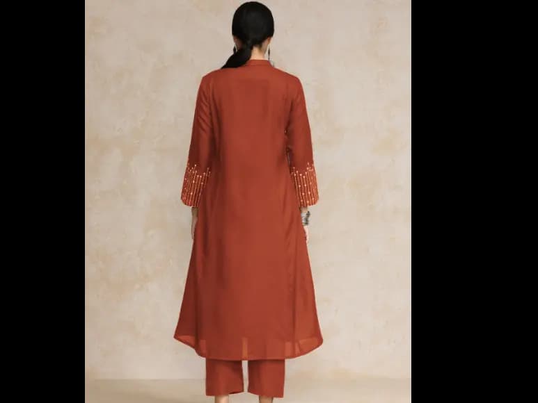 Women Ethnic Motifs Printed Regular Pure Cotton Kurta with Trousers (4)