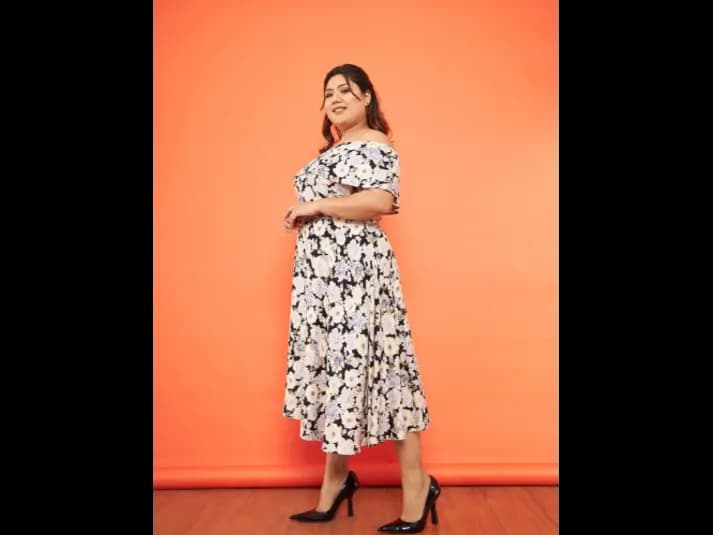Plus Size Floral Printed Off-Shoulder Midi Dress (2)
