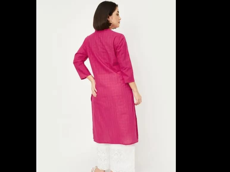Women Geometric Mirror Work Kurta (4)