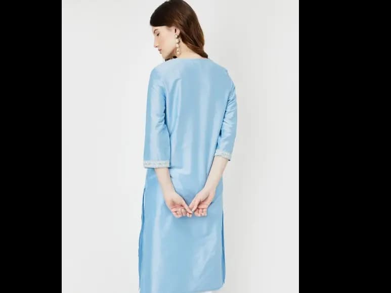 Ethnic Motifs Sequinned Embroidered Notch-Neck Straight Kurta (2)