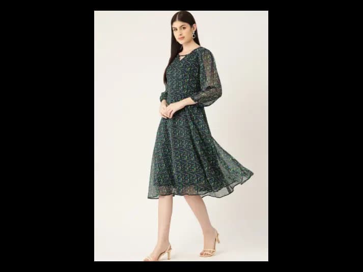 Black & Green Floral Printed Puff Sleeve Chiffon Fit & Flare Midi Dress (2)