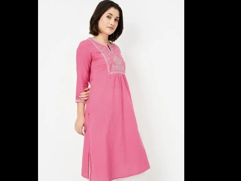 Ethnic Motifs Sequinned Embroidered Notch-Neck Straight Kurta (3)