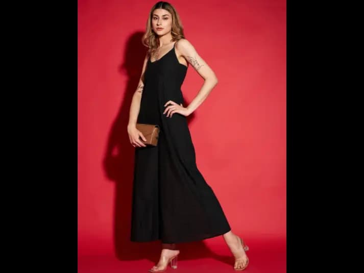 Black Shoulder Straps Schiffli Pure Cotton A-Line Dress (2)