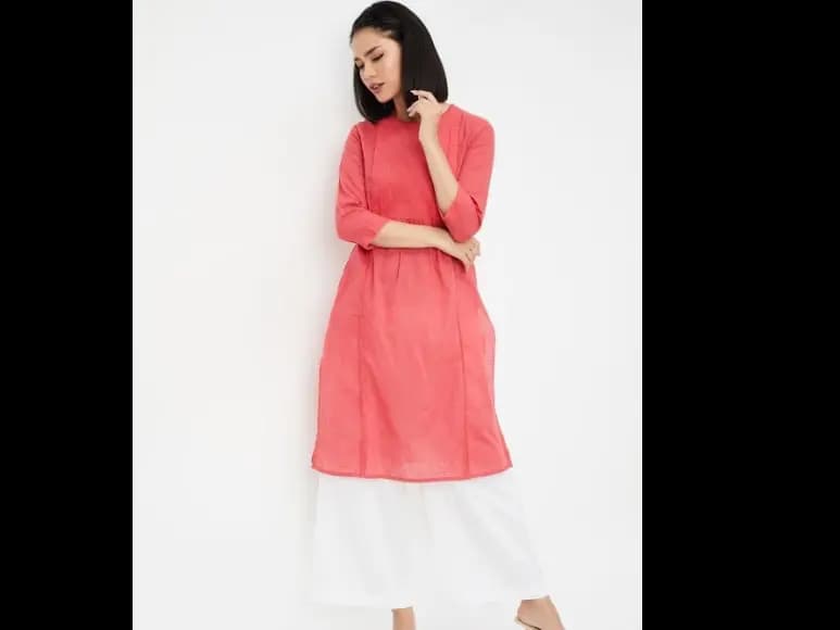 Pleated Floral Yoke Design Round Neck Cotton Straight Kurta (2)