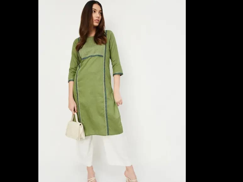Geometric Woven Design Round Neck Thread Work Cotton Straight Kurta (2)