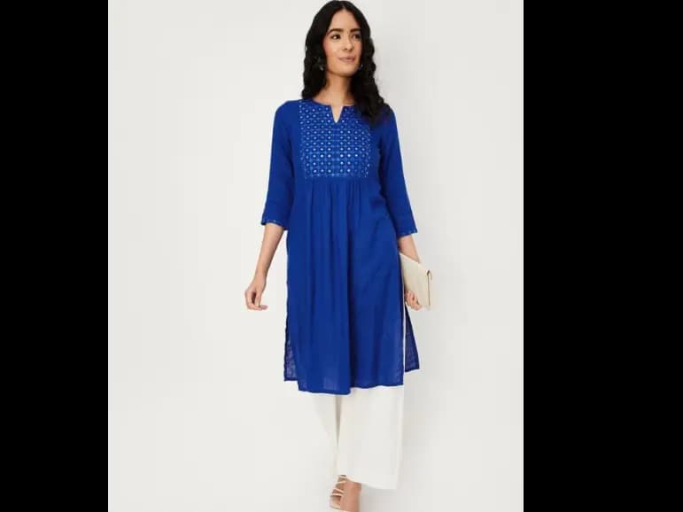 Floral Embroidered Notch Neck Straight Kurta (3)