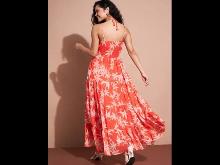 Floral Printed Halter Neck Tiered Georgette Maxi Fit & Flare Dress (4)