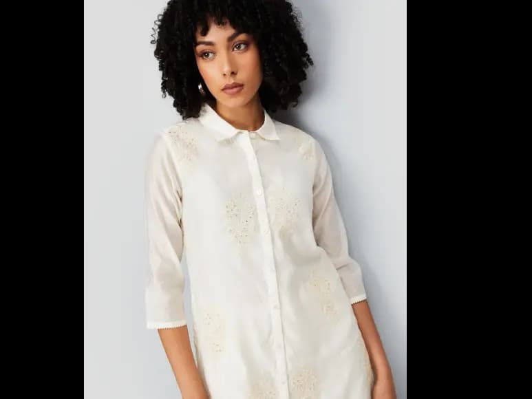 Floral Embroidered Sequinned Shirt Collar Cotton A-Line Kurta