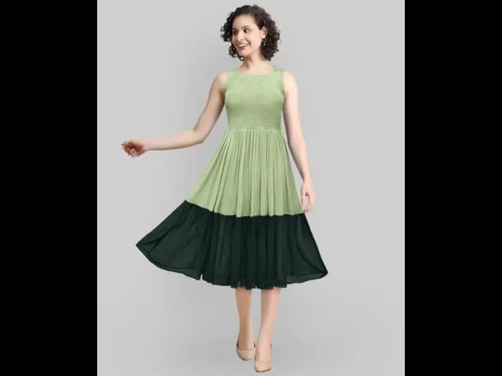 Women Colourblock Tiered Dress (2)