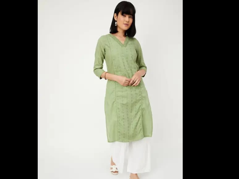 Geometric Embroidered V-Neck Regular Cotton Straight Kurta