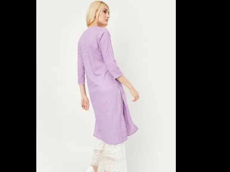 Women Geometric Embroidered Gotta Patti Kurta (4)