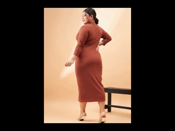 Plus Size Rust Brown Ribbed V-Neck A-Line Midi Dress (4)