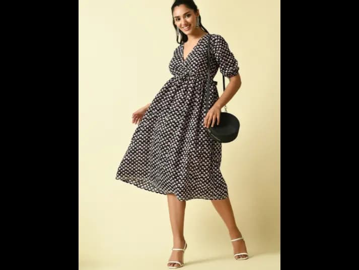 Plus Size Sheath Midi Dress (2)