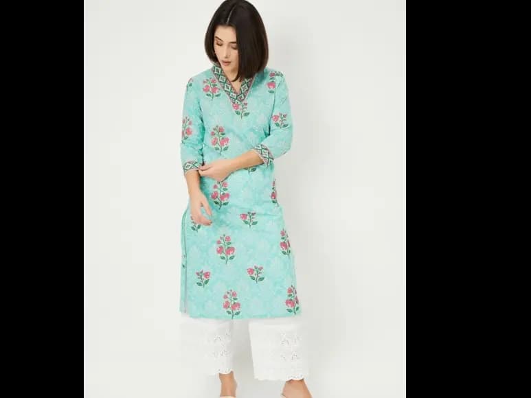 Floral Printed V Neck Straight Kurta (2)