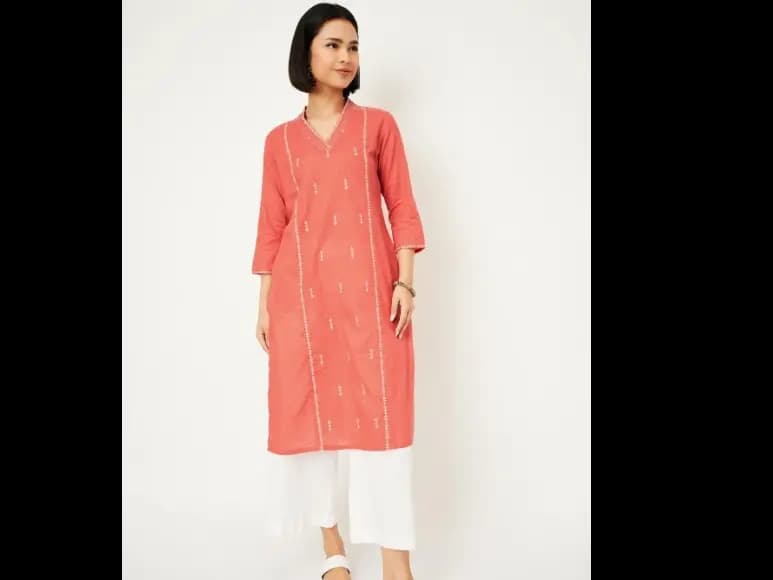 Geometric Embroidered V-Neck Straight Kurta