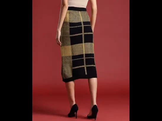 Pure Acrylic Checked Midi Straight Skirt (2)