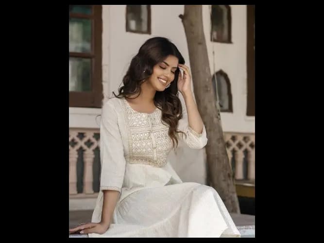 Embroidered Gathered A-Line Dress (2)