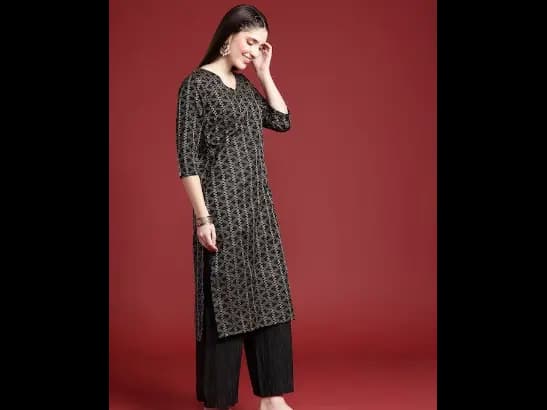 Embroidered Regular Thread Work Kurta with Palazzos & Dupatta (2)
