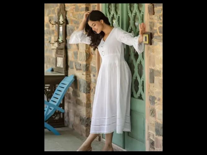 V-Neck A-Line Cotton Maxi Dress (4)