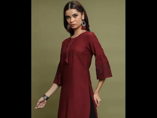 Tie-Up Neck Bell Sleeves Straight Kurta (2)