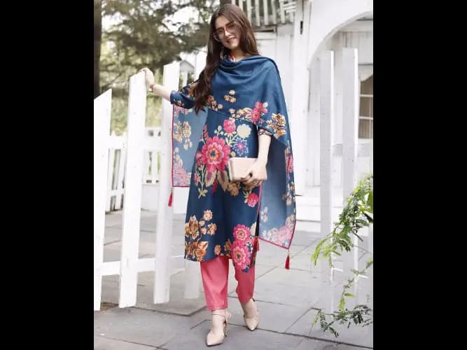 Floral Print Straight Kurta with Pants & Dupatta (3)