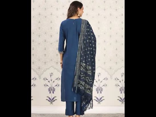 Ethnic Motifs Embroidered Kurta with Trousers & With Dupatta (3)